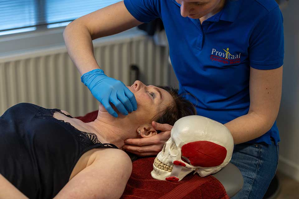 Kaakfysiotherapie_ProVitaal-Meeden_CT-01 Kaakfysiotherapie_ProVitaal-Meeden_CT-01